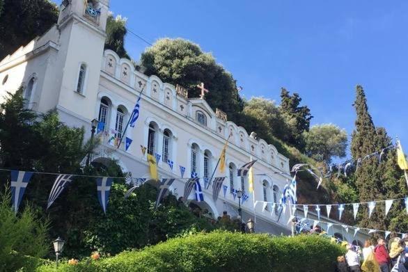 Gianna'S Apartment Central Aigio Cozy And Shining Εξωτερικό φωτογραφία