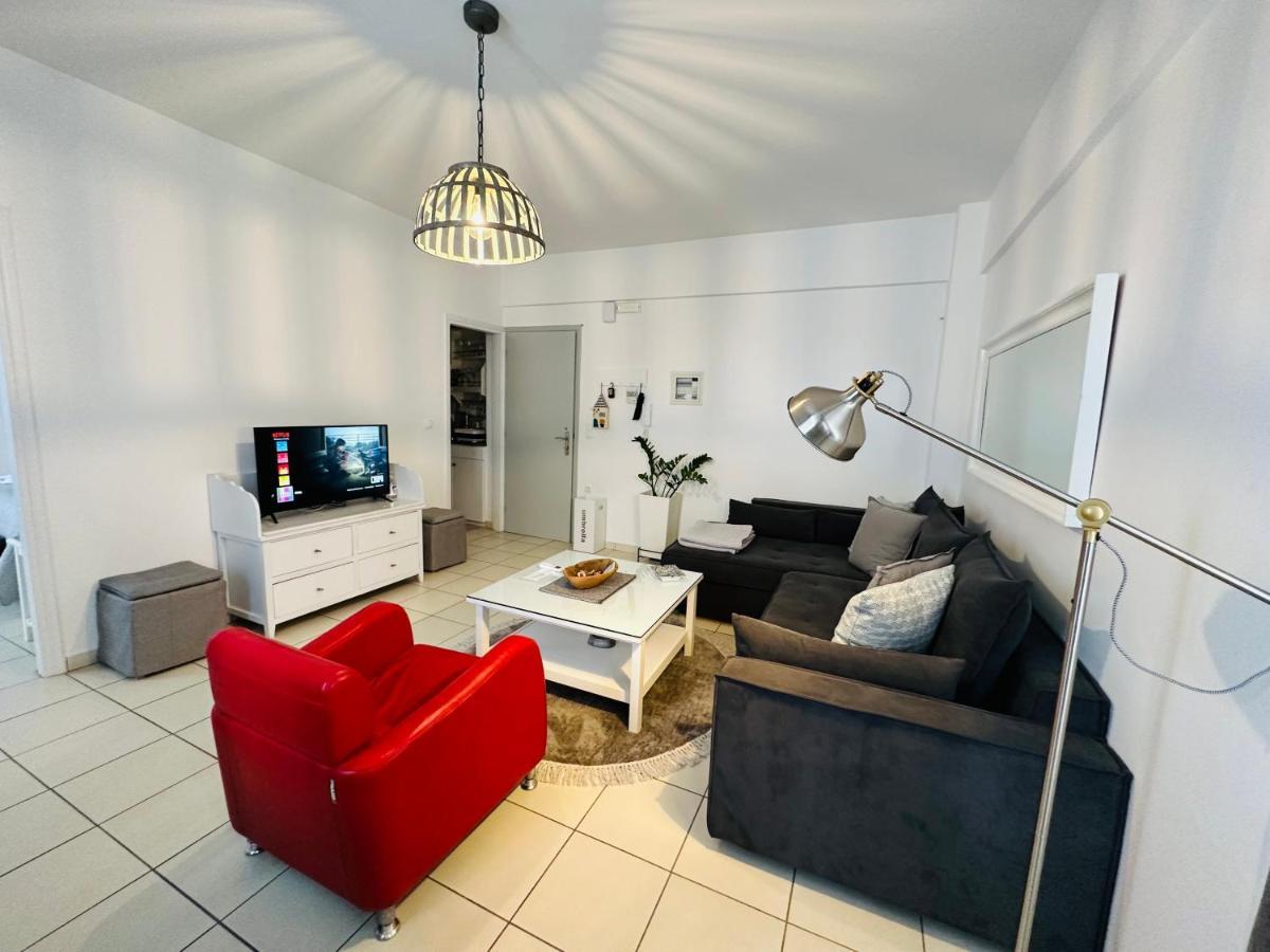 Gianna'S Apartment Central Aigio Cozy And Shining Εξωτερικό φωτογραφία