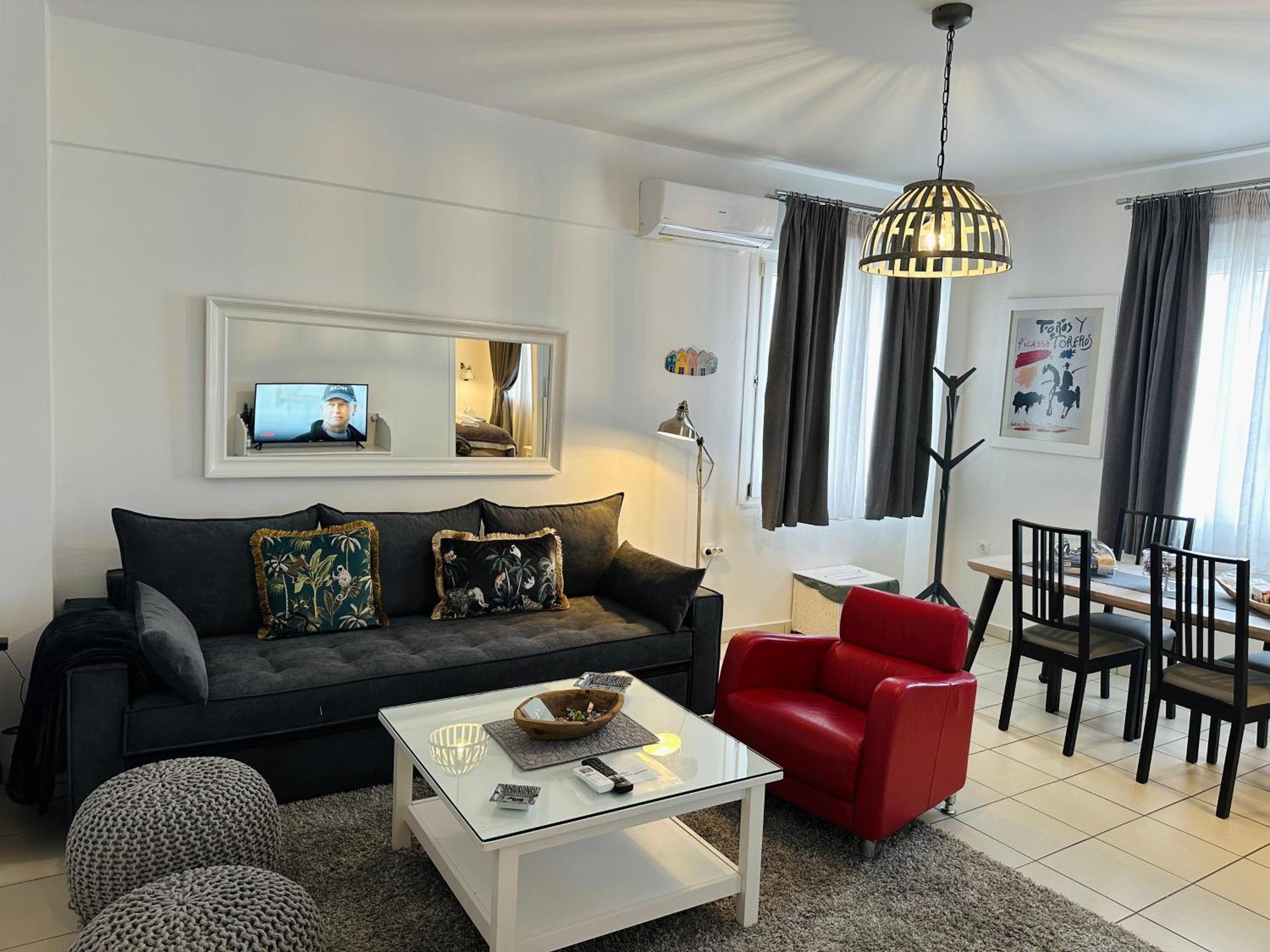 Gianna'S Apartment Central Aigio Cozy And Shining Εξωτερικό φωτογραφία